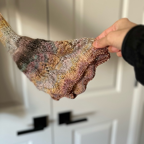 Knitting & Crochet - Bell sleeves sweater, exclusive design ๐ธ๐ธ๐ธ - Picture 7 of 7